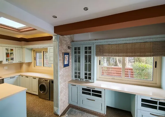 فيلة Beachfront 7 Bdr