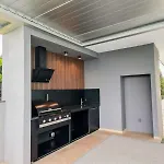Beachfront 7 Bdr Villa *
