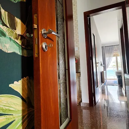 7 Bdr With Heated Pool & Villa