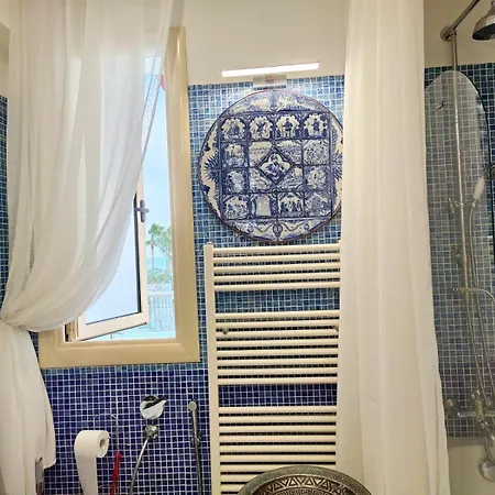 7 Bdr With Heated Pool &