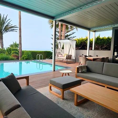 7 Bdr With Heated Pool & * Mazotos