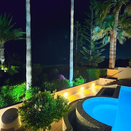 7 Bdr With Heated Pool & Villa *
