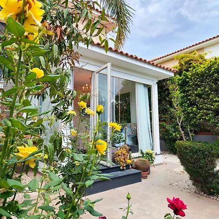 7 Bdr With Heated Pool &